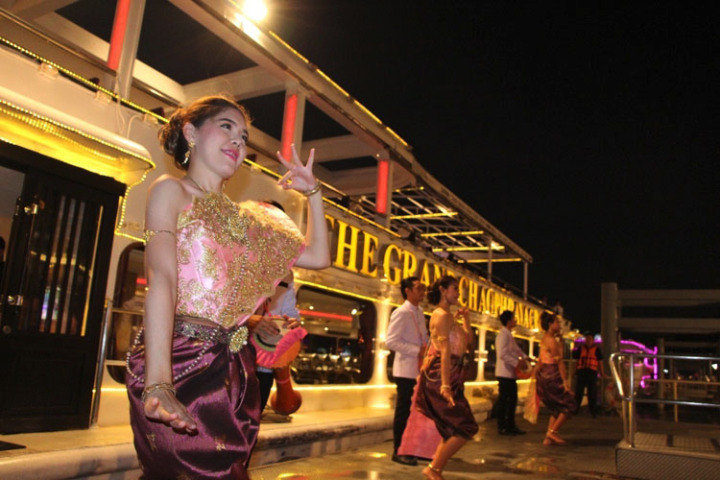 Welcome to The Chaophraya Cruises - SiamBangkokMap