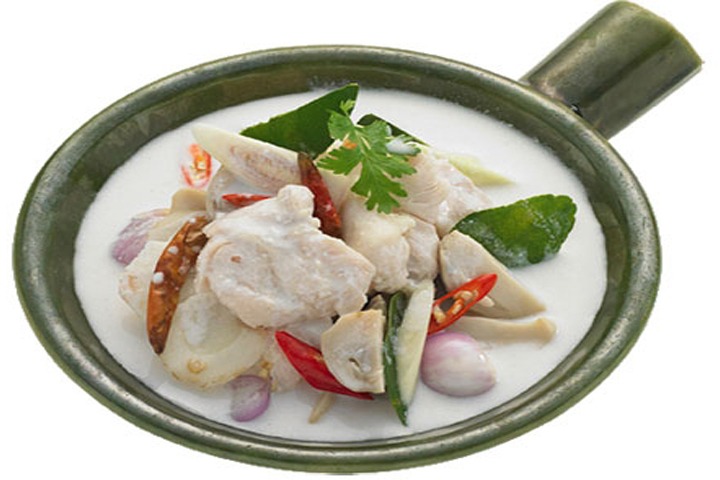 Tom Ka Gai (Chicken in Coconut Soup) - SiamBangkokMap