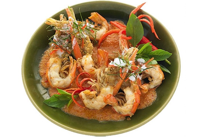 SEAFOOD "Chuchee Kung"... Fried River Prawns with Red Curry Sauce - SiamBangkokMap