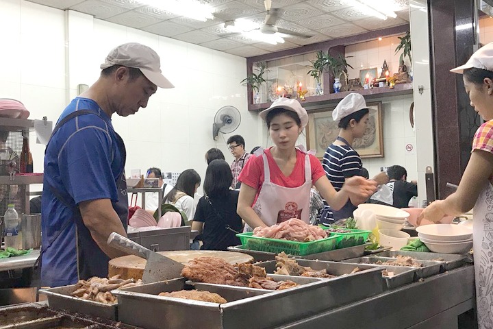 Nai Ek Roll Noodles - SiamBangkokMap